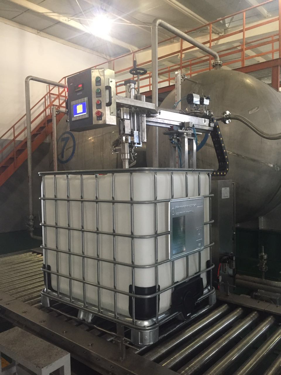 噸灌裝機